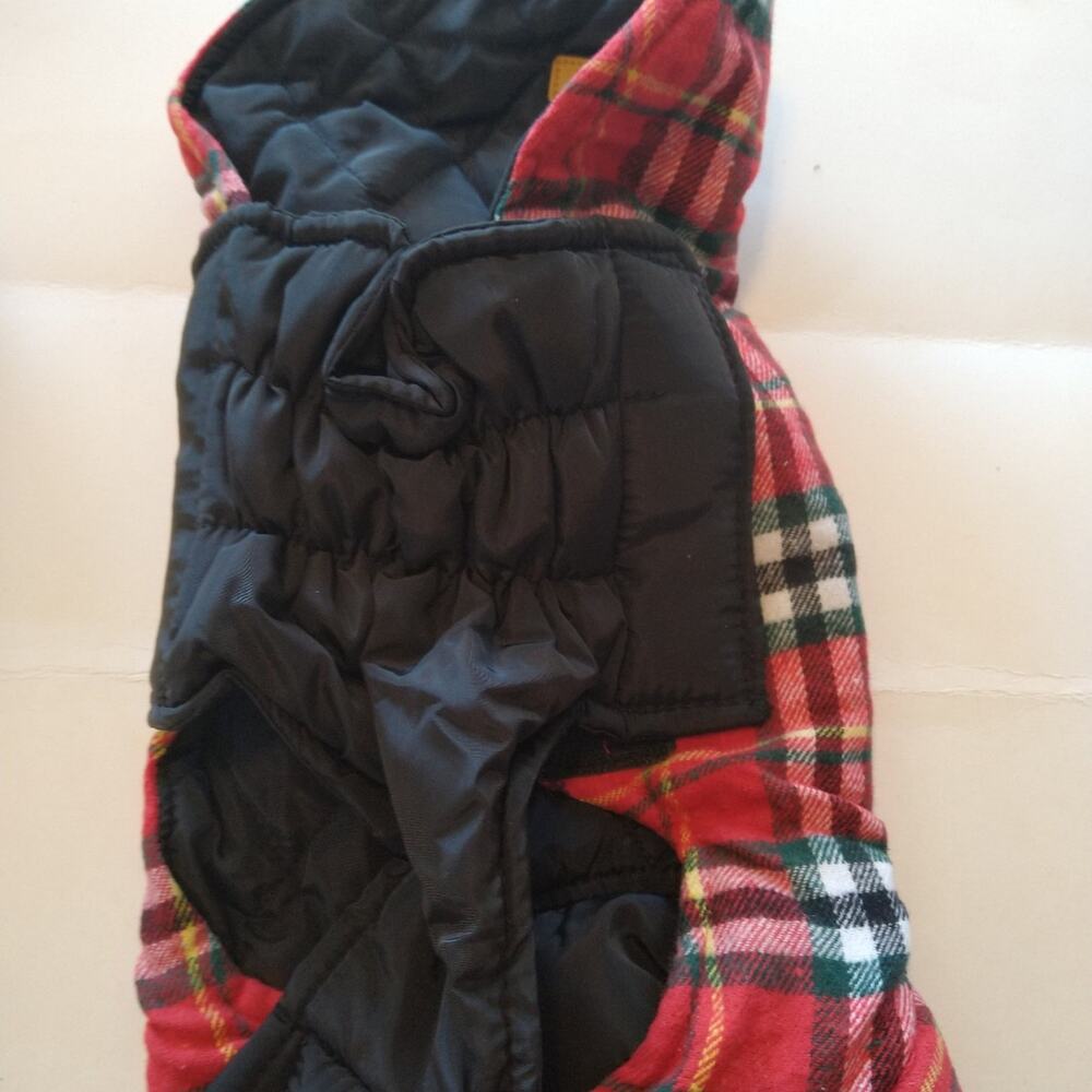 Red flannel dog clothes size Small tub b